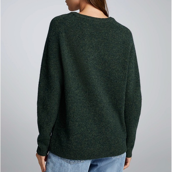 Green pure wool V-neck rustic straight fit sweater NWT - Picture 2 of 8